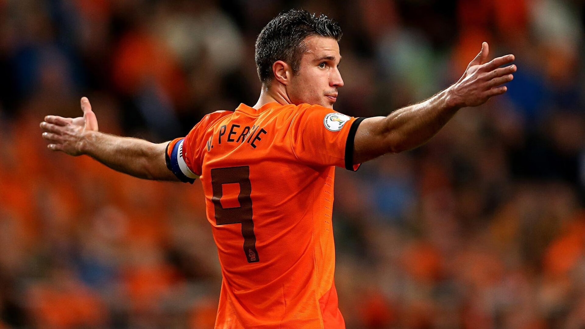 出色防守引爆全场！，德约科维奇意外战胜美国队全场沸腾不已