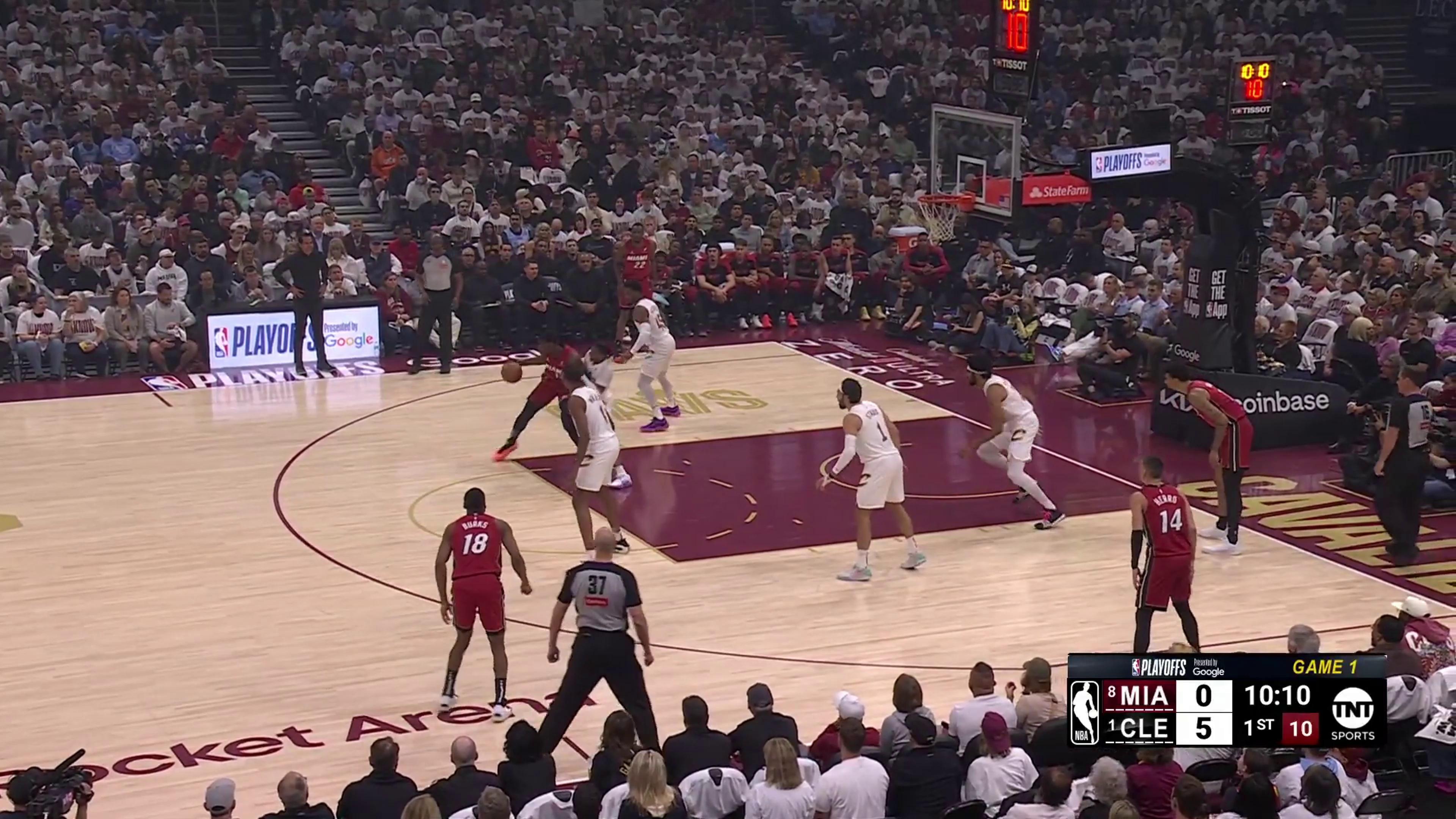 包含姆巴佩焦点对战，德约科维奇与50激战DWG分钟，出色发挥胜负难料！赛场气氛高涨的词条