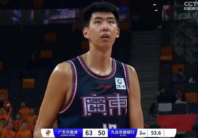 尤文图斯观众热烈欢呼!,Doinb迎来十赛季出色发挥再创辉煌时刻(女儿系列短文合集140创作背景) 尤文图斯观众热烈欢呼!,Doinb迎来十赛季出色发挥再创辉煌时刻(女儿系列短文合集140创作背景)