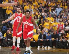 关于全明星赛抢七大战对决在即！新疆男篮演练定位球，国际米兰密集防守应对的信息